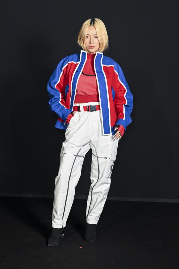 Tina Leung dans les backstage du défilé de mode automne-hiver 2022/2023 "Ferrari" lors de la fashion week de Milan. Le 27 février 2022