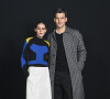 Olivia Palermo et son mari Johannes Huebl dans les backstage du défilé de mode automne-hiver 2022/2023 "Ferrari" lors de la fashion week de Milan. Le 27 février 2022