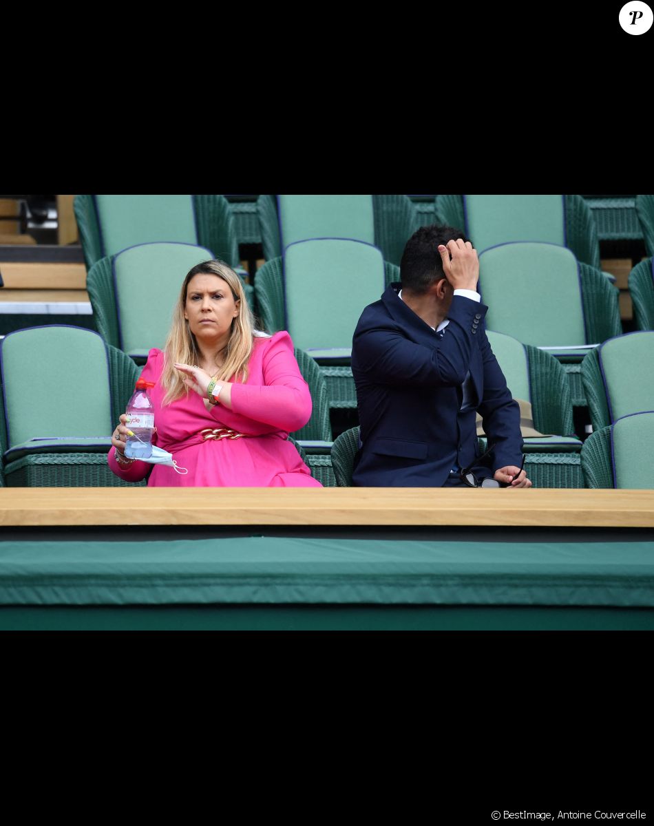 Marion Bartoli et son mari Yahya Boumediene dans les tibunes du tournoi de tennis de Wimbledon au All England Lawn Tennis and Croquet Club à Londres, Royaume Uni, le 10 juillet 2021. © Antoine Couvercelle/Panoramic/Bestimage