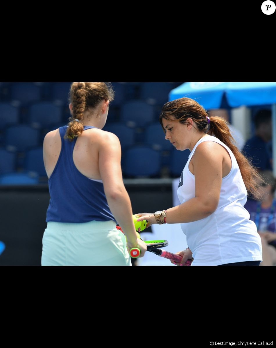 Marion Bartoli lors d'un entraînement à l'Open d'Australie de tennis à Melbourne, Australie, le 21 janvier 2020. © Chryslene Caillaud/Panoramic/Bestimage
