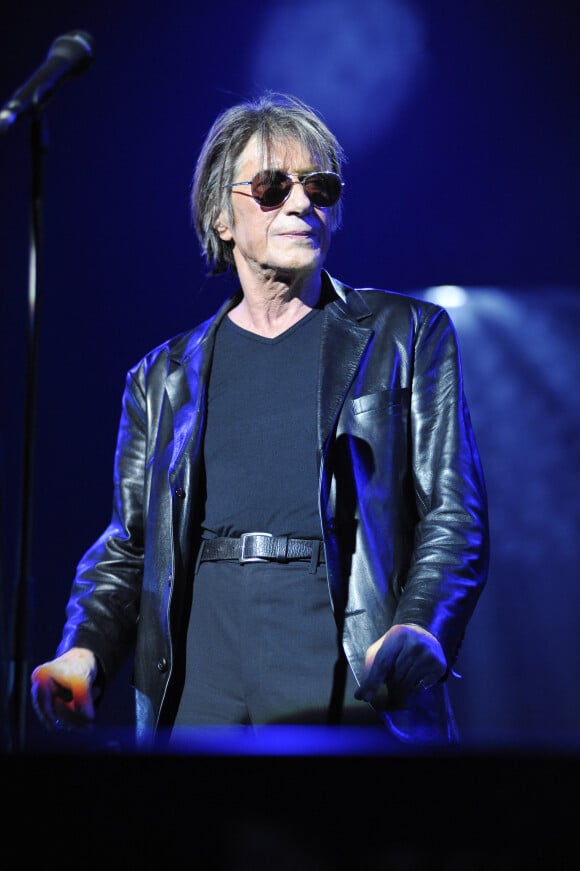 Archives - Exclusif - Jacques Dutronc en concert au Zénith de Paris Le 12/10/2010 © Patrick Carpentier / Bestimage