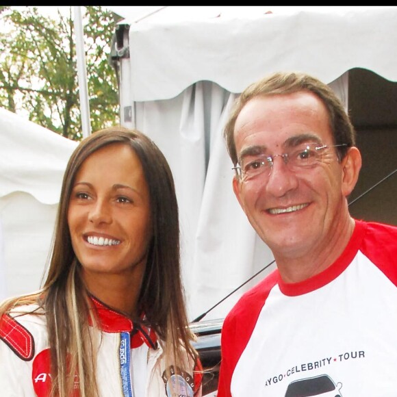 Jean-Pierre Pernaut et Nathalie Marquay participent à la Aygo Celebrity Tour au Parc de Saint Cloud.