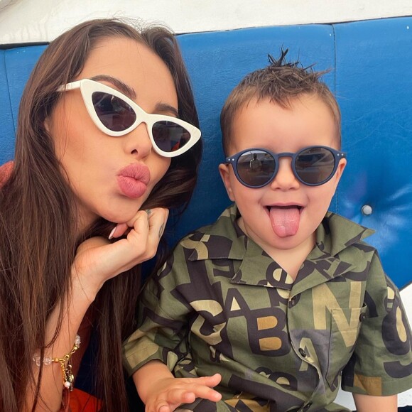 Nabilla Benattia et son fils Milann