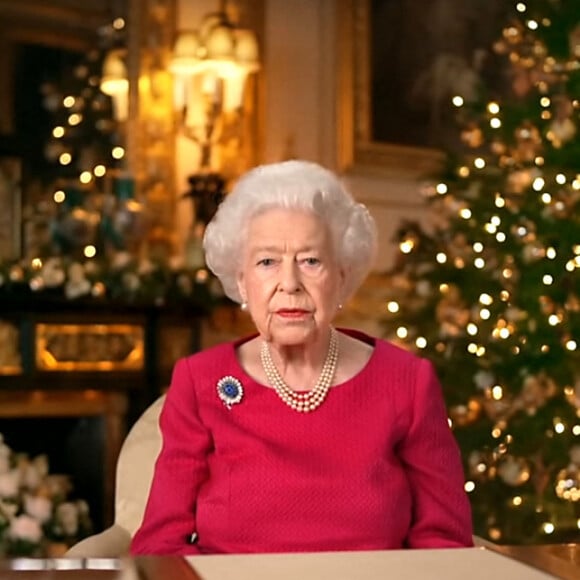 Le discours de Noël 2021 de la reine Elisabeth II d'Angleterre le 25 décembre 2021 au château de Windsor © Youtube via Bestimage