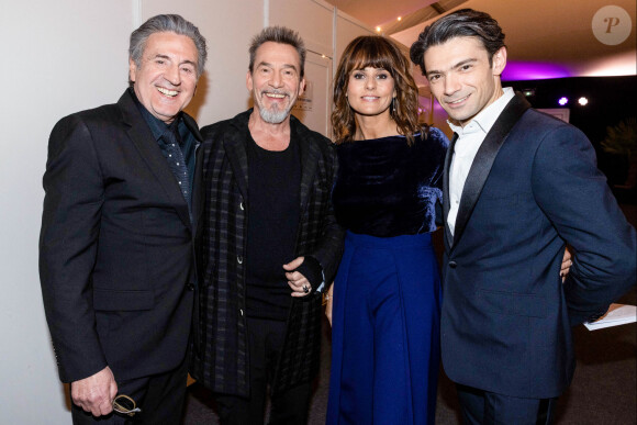 Exclusif - Daniel Auteuil, Florent Pagny, Faustine Bollaert et Gautier Capuçon - Backstage - Enregistrement de l'émission "Symphonie pour la vie, Spéciale Pièces Jaunes" aux Folies Grüss à Paris, diffusée le 4 février sur France 3. Le 12 janvier 2022 © Cyril Moreau / Bestimage