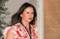 Catherine Zeta Jones en beauté pour dîner avec Michael Douglas