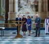 Le roi Carl XVI Gustav et la reine Silvia de Suède, La princesse Victoria et le prince Daniel de Suède prient pour la paix à l'Eglise du Palais royal à Stockholm, le 10 mars 2022.