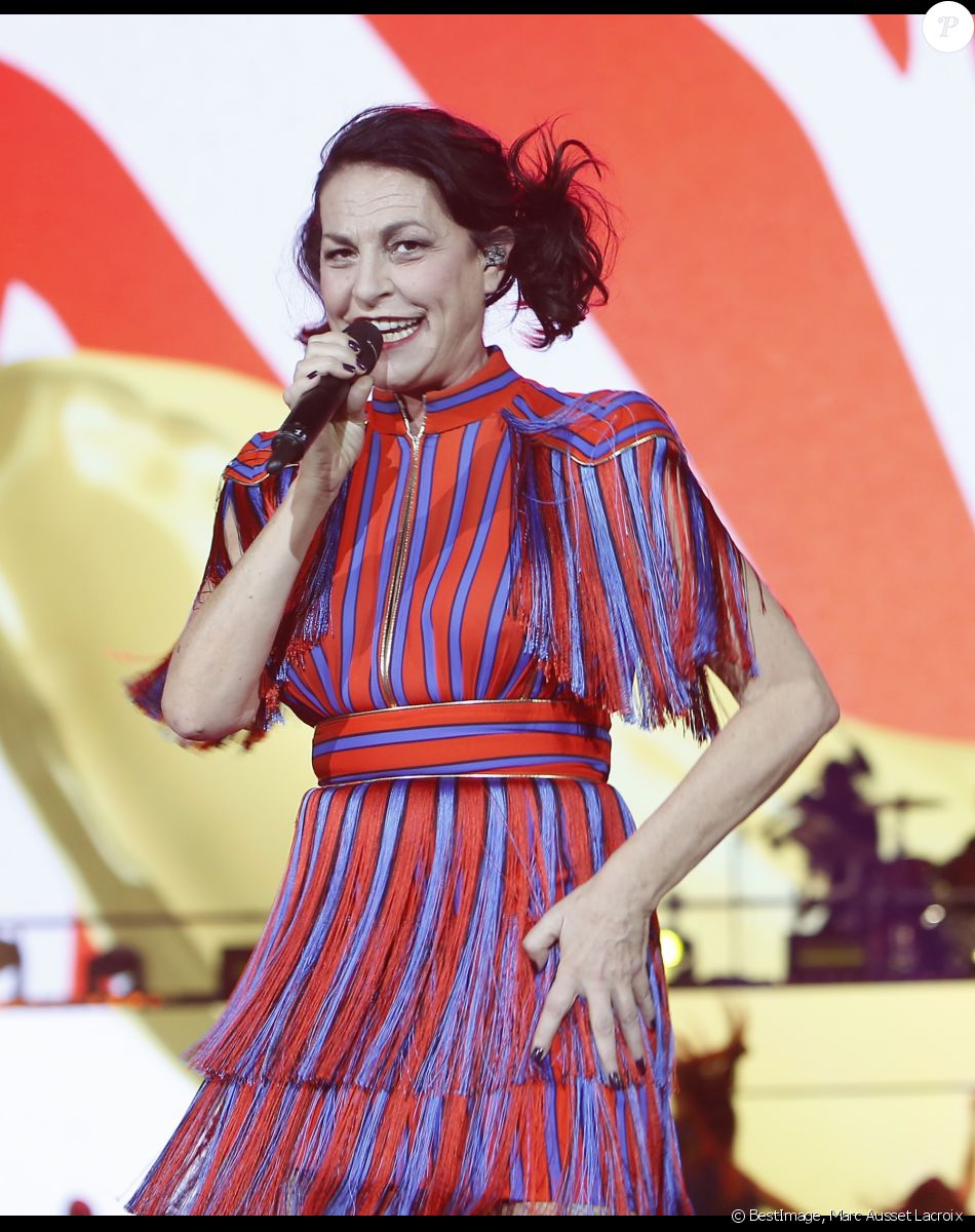 Lio - Concert Stars 80 - 10 ans déja ! à l'U Arena de Nanterre le 2 décembre 2017. © Marc-Ausset Lacroix/Bestimage