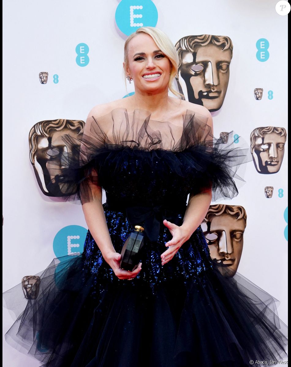 Rebel Wilson sur le tapis rouge des 75ème British Academy Film Awards au Royal Albert Hall de Londres, UK, le dimanche 13 mars 2022. Photo : Ian West/PA Wire/ABACAPRESS.COM