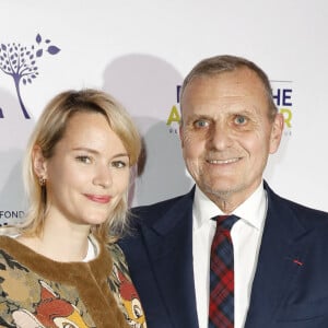 Pauline de Drouas et son mari Jean-Charles de Castelbajac - Photocall du XVème gala pour la Fondation Recherche Alzheimer à l'Olympia à Paris le 14 mars 2022. © Photo Marc Ausset-Lacroix/Bestimage