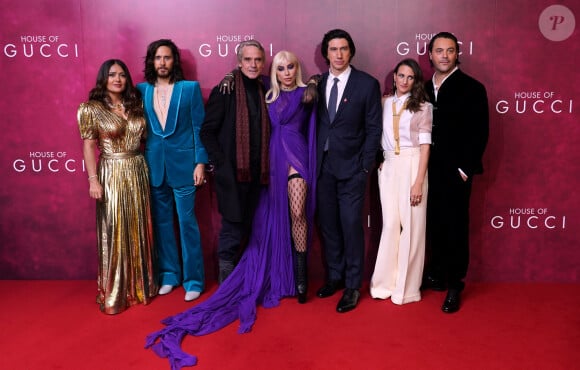 Salma Hayek, Jared Leto, Jeremy Irons, Lady Gaga, Adam Driver, Camille Cottin et Jack Huston à l'avant-première du film "House Of Gucci" à Londres, le 9 novembre 2021.