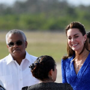 Le prince William et son épouse Kate Middleton arrivent à l'aéroport Philip S. W Goldson, à Bélize City, et débutent leur tournée caribéenne. Le 19 mars 2022.