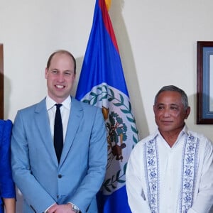 Le prince William et son épouse Kate Middleton, accueillis par le Premier Ministre de Bélize, Juan Antonio Briceno et son épouse Rossana à Bélize City. Le 19 mars 2022.