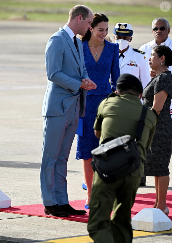 Le prince William, duc de Cambridge, et Catherine (Kate) Middleton, duchesse de Cambridge, arrivent à Belize dans le cadre de leur visite officielle dans les Caraïbes pour marquer le jubilé de platine de la reine. Bélize City, le 19 mars 2022.