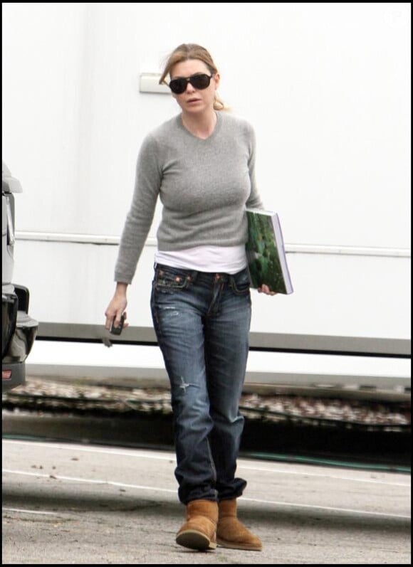Ellen Pompeo lors du tournage de Grey's Anatomy le 17 janvier 2010 à Los Angeles