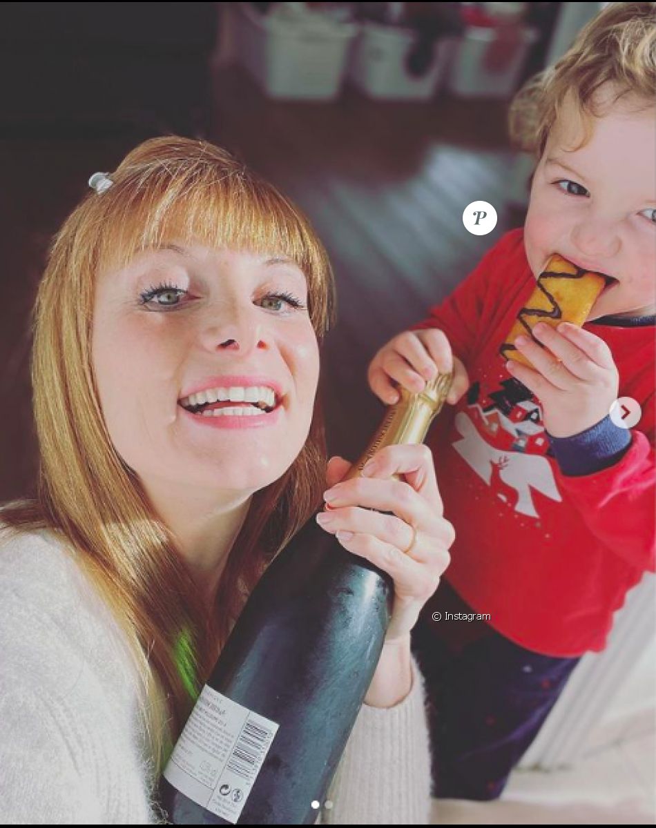 Florie et Bastien Galli sont les parents d'Arthur (11 ans), des triplés Rose, Maxime et Lucie (3 ans) et de Paul (1 an). Ils participent à l'émission "Familles nombreuses, la vie en XXL".