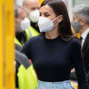 La reine Letizia d'Espagne président la cérémonie du 30 ème anniversaire du service d'urgence Samur à Madrid, le 22 mars 2022. 