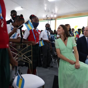 Le prince William, duc de Cambridge, et Catherine (Kate) Middleton, duchesse de Cambridge, visitent l'école primaire Sybil Strachan à Nassau aux Bahamas, le 25 mars 2022. Le duc et la duchesse de Cambridge visitent le Belize, la Jamaïque et les Bahamas au nom de sa Majesté la reine à l'occasion du jubilé de platine. 