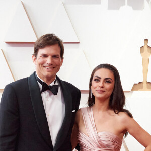 Ashton Kutcher, Mila Kunis - 94e édition de la cérémonie des Oscars à Los Angeles, le 27 mars 2022.