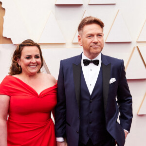 Kenneth Branagh et Lindsay Brunnock - 94e édition de la cérémonie des Oscars à Los Angeles, le 27 mars 2022.