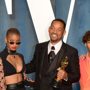 Will Smith avec ses fils Trey Smith et Jaden Smith, sa fille Willow Smith et sa femme Jada Pinkett Smith assistent à la traditionnelle soirée Vanity Fair après les Oscars, Beverly Hills, Los Angeles, Californie, USA. @ Doug Peters/PA Wire