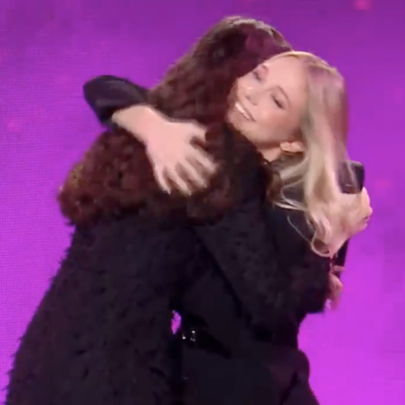 Nour et Emilie de l'équipe de Florent Pagny se sont affrontés en battle dans "The Voice 11" - Émission du 2 avril 2022, TF1