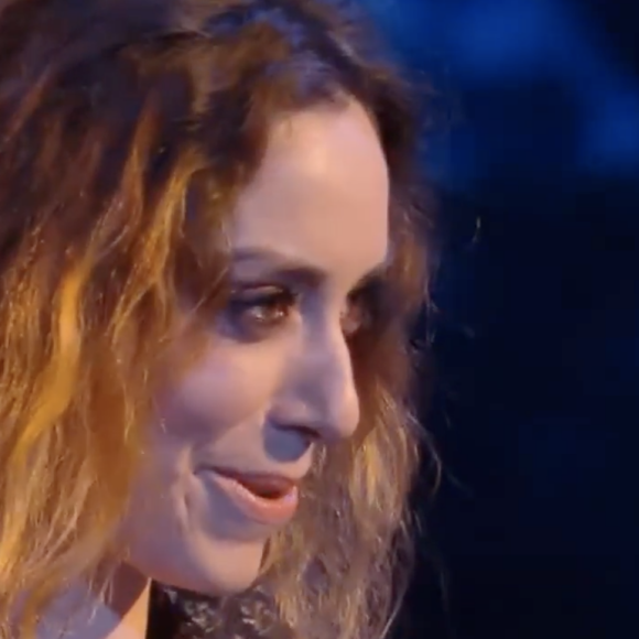 Paloma et Louise de l'équipe de Vianney s'affrontent lors des battles de "The Voice 11" - Émission du 2 avril 2022, TF1