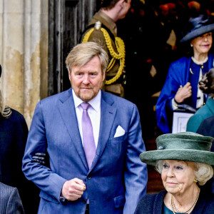 La reine Margrethe II de Danemark et La princesse Beatrix des Pays-Bas, La reine Maxima et le roi Willem-Alexander des Pays-Bas, Le roi Felipe VI d'Espagne, Le prince Albert II de Monaco - Service d'action de grâce en hommage au prince Philip, duc d'Edimbourg, à l'abbaye de Westminster à Londres, le 29 mars 2022. Le prince Philip, duc d'Edimbourg, est décédé le 9 avril 2021.