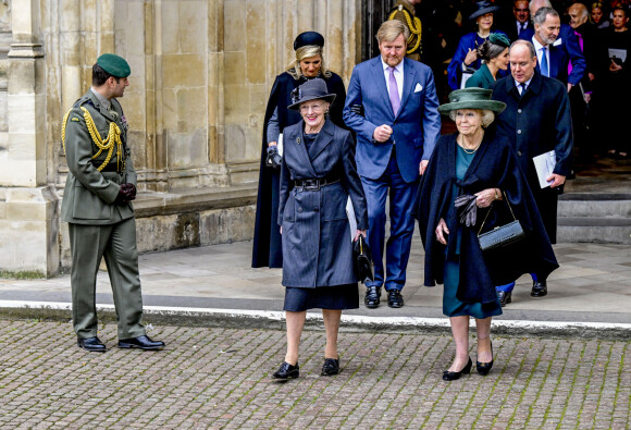 La reine Margrethe II de Danemark et La princesse Beatrix des Pays-Bas, La reine Maxima et le roi Willem-Alexander des Pays-Bas, Le roi Felipe VI d'Espagne, Le prince Albert II de Monaco - Service d'action de grâce en hommage au prince Philip, duc d'Edimbourg, à l'abbaye de Westminster à Londres, le 29 mars 2022. Le prince Philip, duc d'Edimbourg, est décédé le 9 avril 2021.