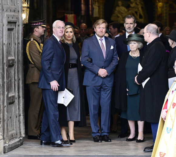 Le roi Willem-Alexander et la reine Maxima des Pays-Bas, le roi Felipe VI d'Espagne, la princesse Beatrix des Pays-Bas et le prince Albert II de Monaco - Service d'action de grâce en hommage au prince Philip, duc d'Edimbourg, à l'abbaye de Westminster à Londres, le 29 mars 2022. Le prince Philip, duc d'Edimbourg, est décédé le 9 avril 2021.