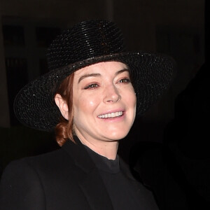 Lindsay Lohan arrive à l'hôtel La Reserve lors de la Fashion Week à Paris, le 27 septembre 2018 