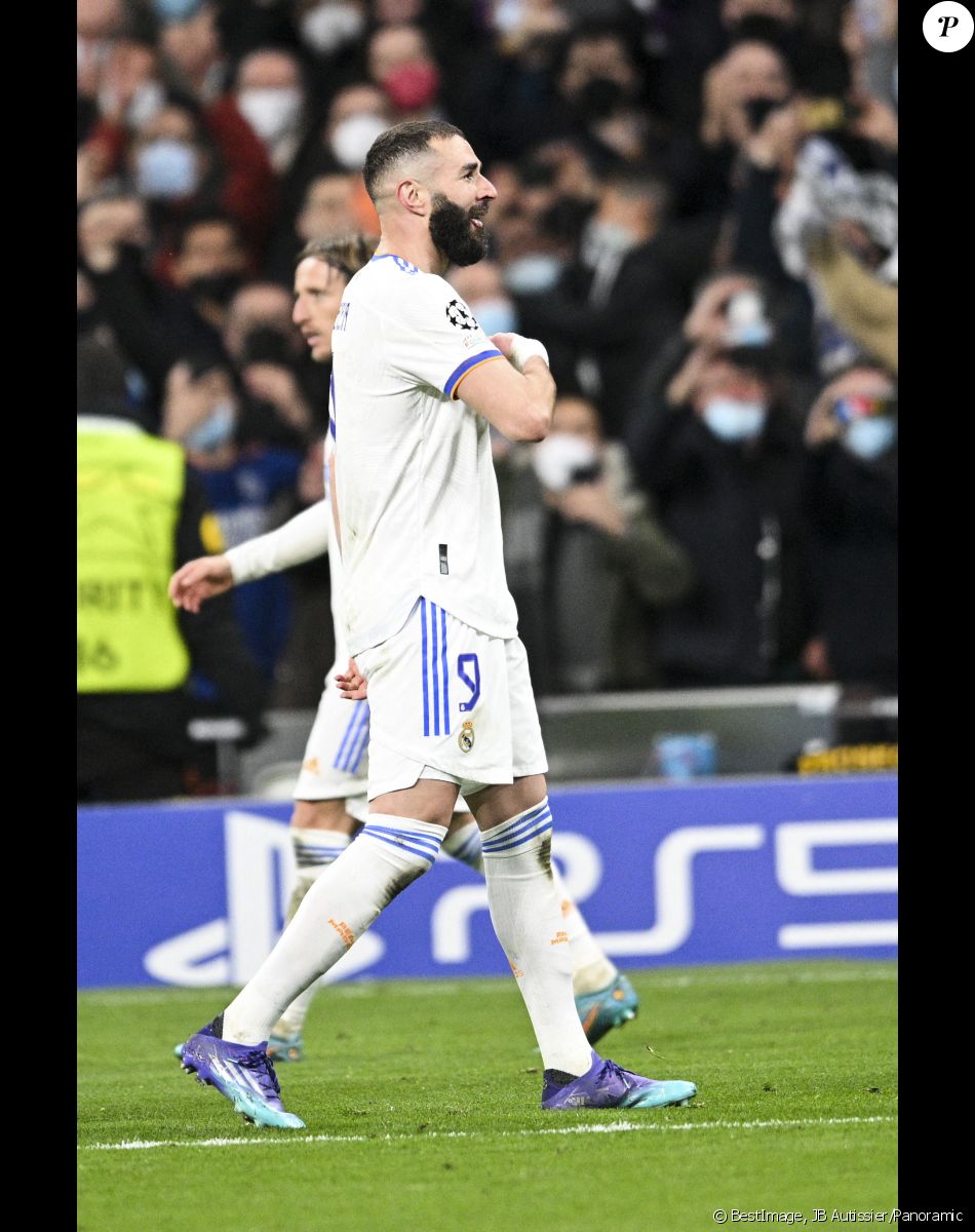 Joie des joeurs du Real de Madrid apres le troisieme but de Karim Benzema (Real Madrid) - 8ème de finale retour de la Ligue des champions entre le PSG (1) et le Real Madrid (3) à Madrid le 9 mars 2022. © JB Autissier/Panoramic/Bestimage