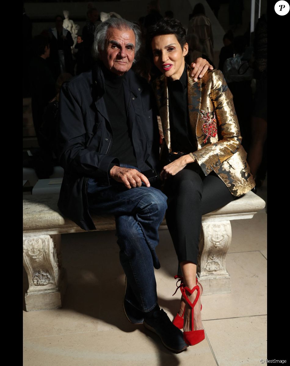 Patrick Demarchelier et Farida Khelfa - Backstage du défilé de mode prêt-à-porter automne-hiver 2017/2018 "Louis Vuitton" au Musée du Louvre à Paris le 7 mars 2017.