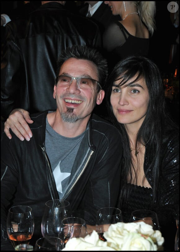 Florent Pagny et sa femme Azucena au Festival Automobile International à Paris en 2010.