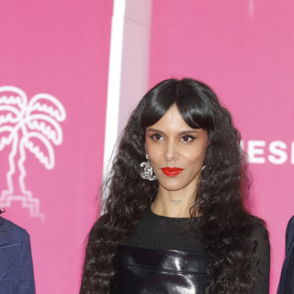 Lucie Lucas, Shy'm et Jamie Bamber - 5e saison du Festival International des Séries "Canneseries" à Cannes, le 4 avril 2022. © Denis Guignebourg / Bestimage