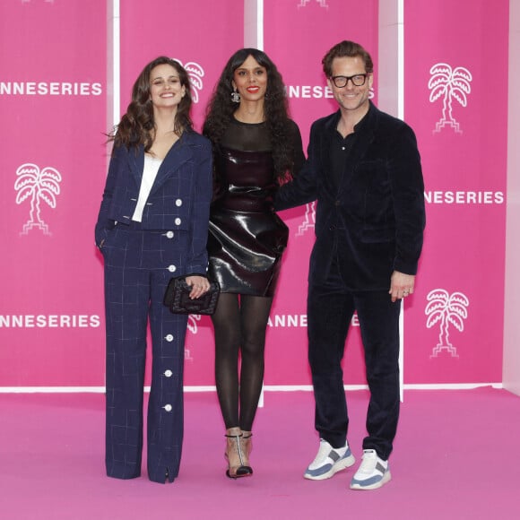 Lucie Lucas, Shy'm et Jamie Bamber - 5e saison du Festival International des Séries "Canneseries" à Cannes, le 4 avril 2022. © Denis Guignebourg/ Bestimage