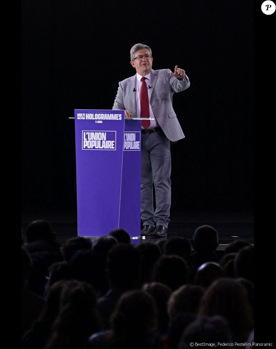 Jean-Luc Mélenchon, candidat du parti La France Insoumise (LFI) à l'élection présidentielle 2022, lors d'un meeting à Lille, France, le 5 avril 2022