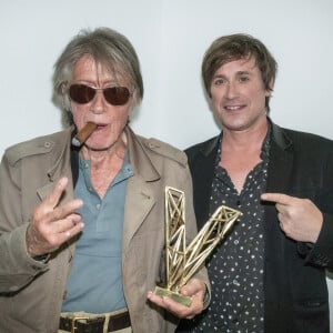 Jacques Dutronc avec son fils Thomas Dutronc - 37e cérémonie des Victoires de la musique à la Seine musicale de Boulogne-Billancourt. © Cyril Moreau / Tiziano Da Silva / Bestimage