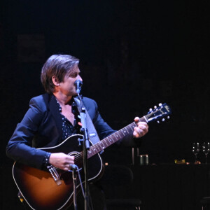 Jacques Dutronc et Thomas Dutronc - Showcase de la tournée "Dutronc & Dutronc" au Centre Evénementiel de Courbevoie, le 11 avril 2022. © Coadic Guirec/Bestimage