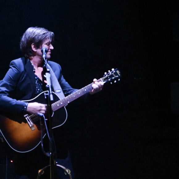 Jacques Dutronc et Thomas Dutronc - Showcase de la tournée "Dutronc & Dutronc" au Centre Evénementiel de Courbevoie, le 11 avril 2022. © Coadic Guirec/Bestimage