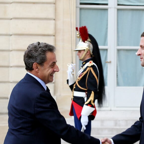 Nicolas Sarkozy et Emmanuel Macron - Le président de la République française a reçu les membres de la délégation française de Paris2024 ainsi que ses deux prédécesseurs au palais de l'Elysée à Paris, France, le 16 septembre 2017
