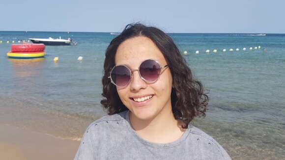 Mort d'Eya Guezguez (17 ans) : le poignant hommage de sa soeur jumelle, présente au moment du drame