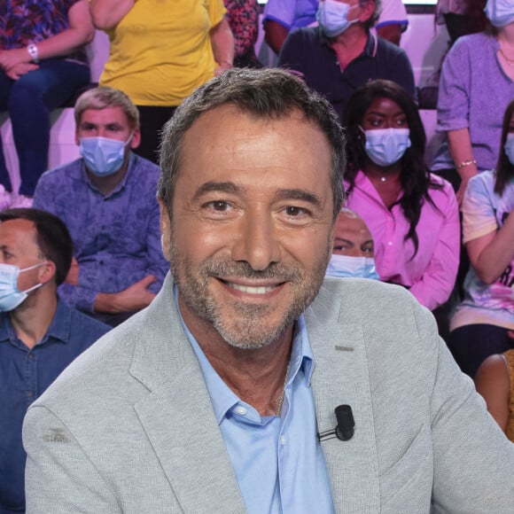 Exclusif - Bernard Montiel - Première émission de la 12ème saison de TPMP (Touche pas à Mon Poste) diffusée en direct sur C8 le 30 août 2021. © Jack Tribeca / Bestimage 