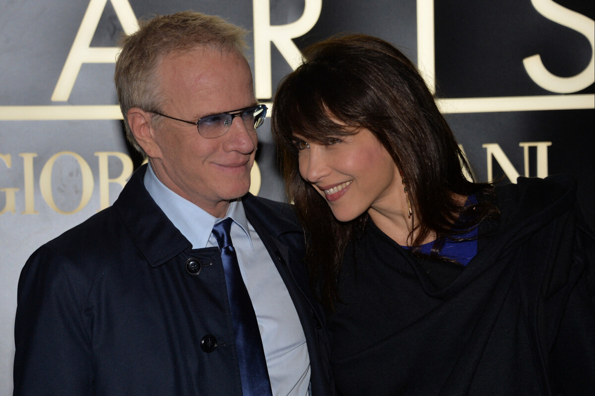 Photo : Sophie Marceau et son compagnon Christophe Lambert - Arrivee