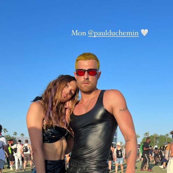 Iris Mittenaere lors du dernier jour du premier week-end de Coachella. Le 17 avril 2022.