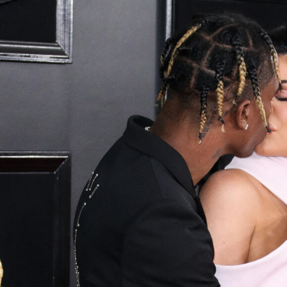 Travis Scott et sa compagne Kylie Jenner - Les célébrités posent lors du photocall de la soirée des GRAMMY Awards au Staples Center de Los Angeles le 10 février, 2019 