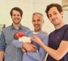 Alessandro Belmondo avec son fils Mahé, son papa Paul Belmondo et son petit frère Victor Belmondo. Pâques, avril 2022.
