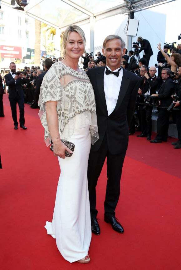 Paul Belmondo (en Dior et chaussures Carvil )et sa femme Luana (robe Alzra et Roger Vivier) - Montée des marches de la cérémonie de clôture du 70ème Festival International du Film de Cannes. Le 28 mai 2017. © Borde-Jacovides-Moreau/Bestimage 