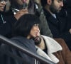 La chanteuse Zaho et Florent Mothe - Célébrités dans les tribunes du parc des princes lors du match de football de ligue 1, Paris Saint-Germain (PSG) contre FC Nantes à Paris, France, le 18 novembre 2017. Le PSG a gagné 4-1. 