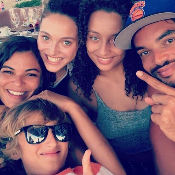 Joakim, Yelena, Eleejah, Jenaye et Joalukas Noah. Les cinq enfants de Yannick Noah posent ensemble sur Instagram le 11 avril 2017. 